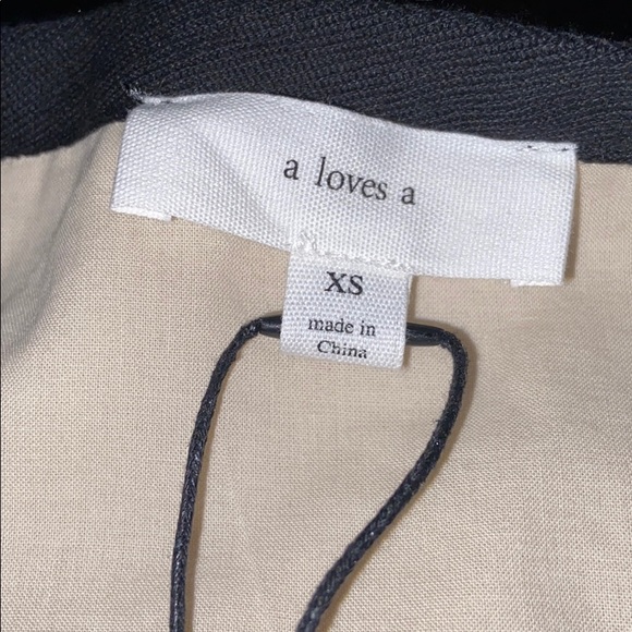 🦋🦋❤️A LOVE A  MINI SKIRT🦋🦋❤️ - Picture 6 of 8